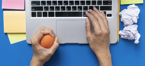 How email overload wrecks project planning