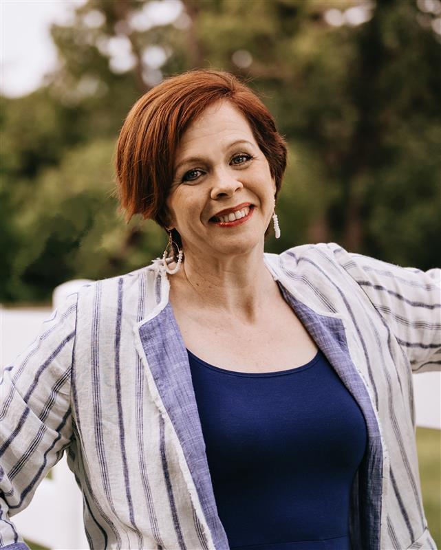 Kelli Waters